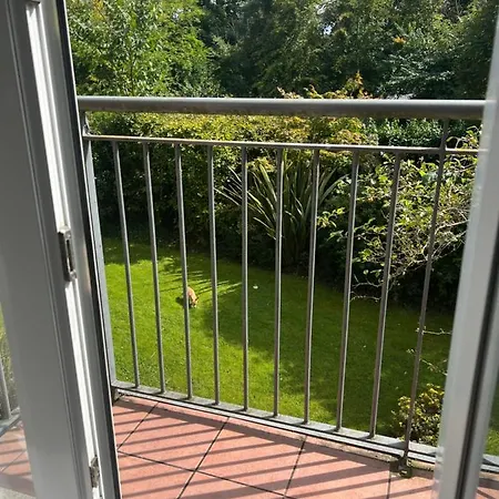 Apartment Goldenglow 15 Min Airport