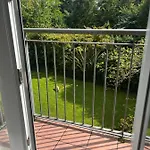Daire Goldenglow 15 Min Airport